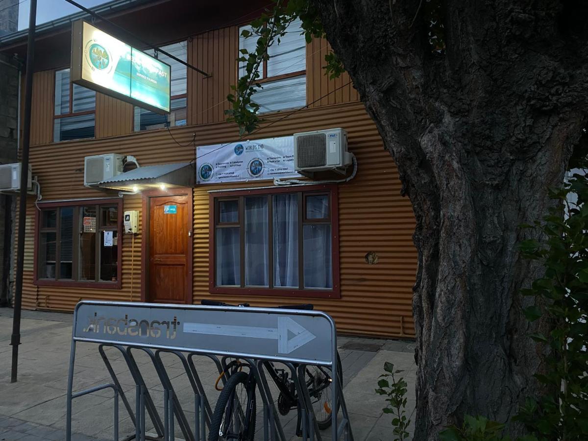 World'S End Hostal Puerto Natales Exterior foto